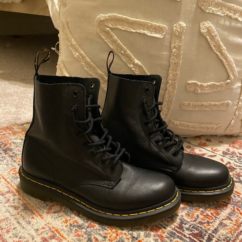 Dr Martens 13512 Boots